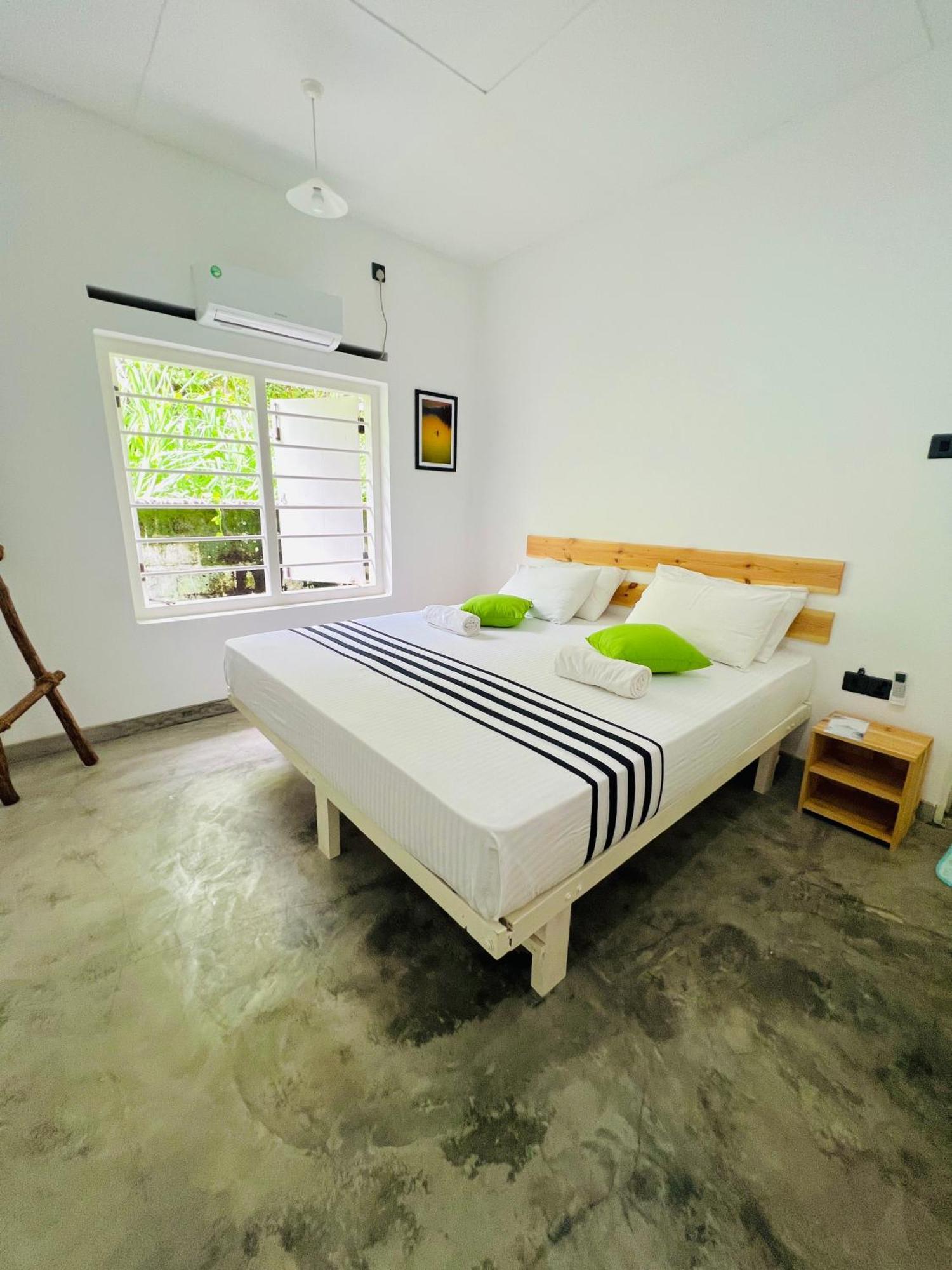 Mahagedara Dickwella Hotel Exterior photo